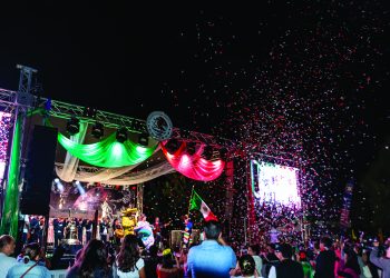 Fiestas Patrias Group Confetti