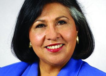 Gloria Molina