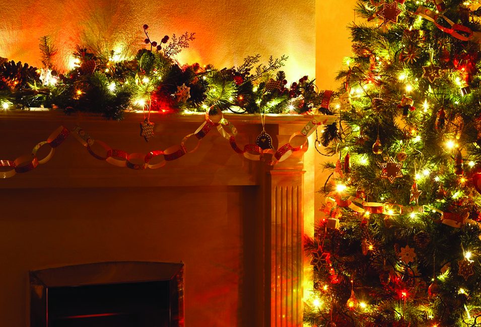 christmas tree 83122 1280