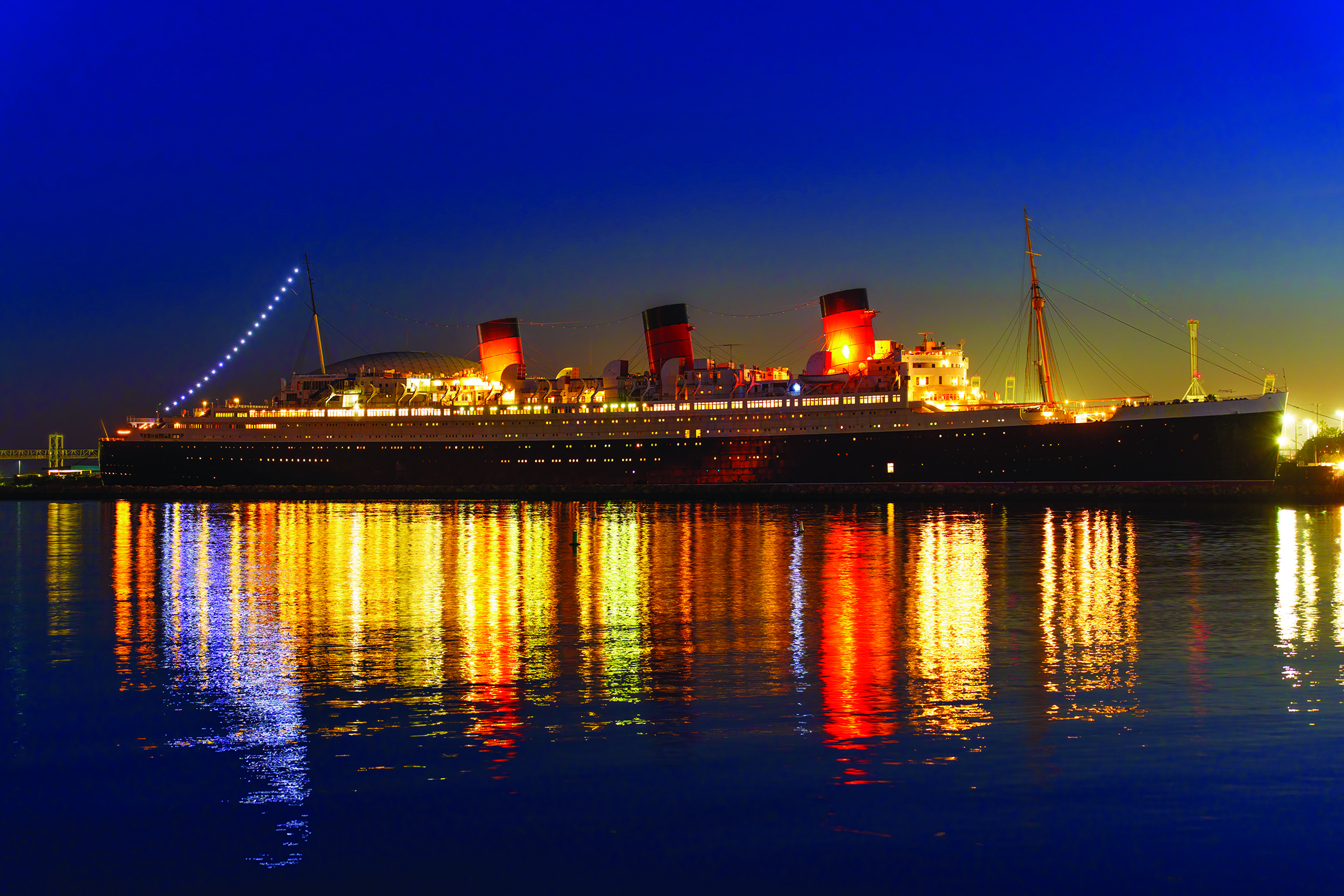 Home Page 156 Trips & Tours: The Queen Mary’s Dark Harbor